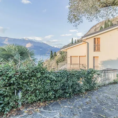 아파트 Varenna Paradise 3